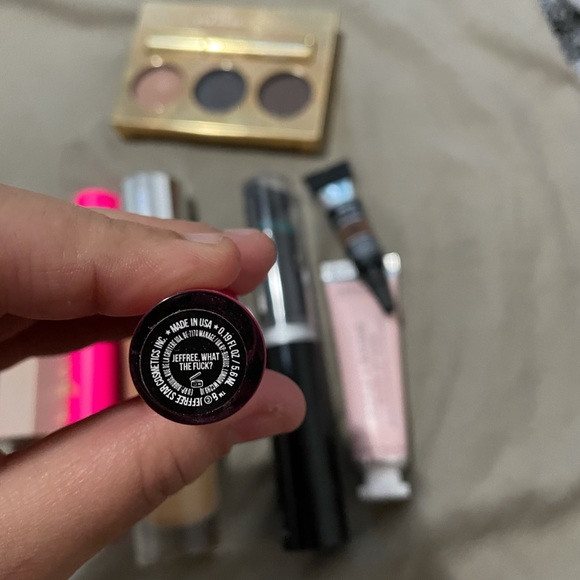 Makeup combo - Picture 2 of 3